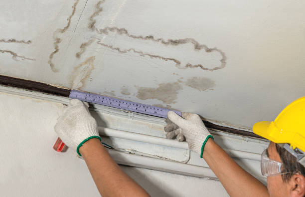 Reliable Flood Cleanup contractor in Cranston, RI by Water Damage Irwin